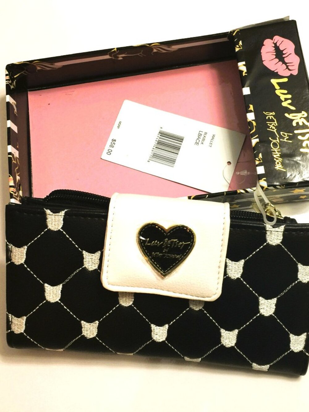 BETSEY JOHNSON NEW WITH TAGS IN BOX WALLET